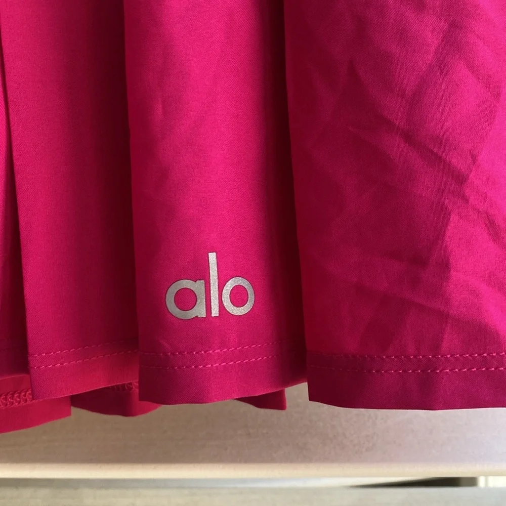 🌼 ALO Yoga Varsity Tennis Skirt Alo Yoga Fuchsia Mini Skirt size small